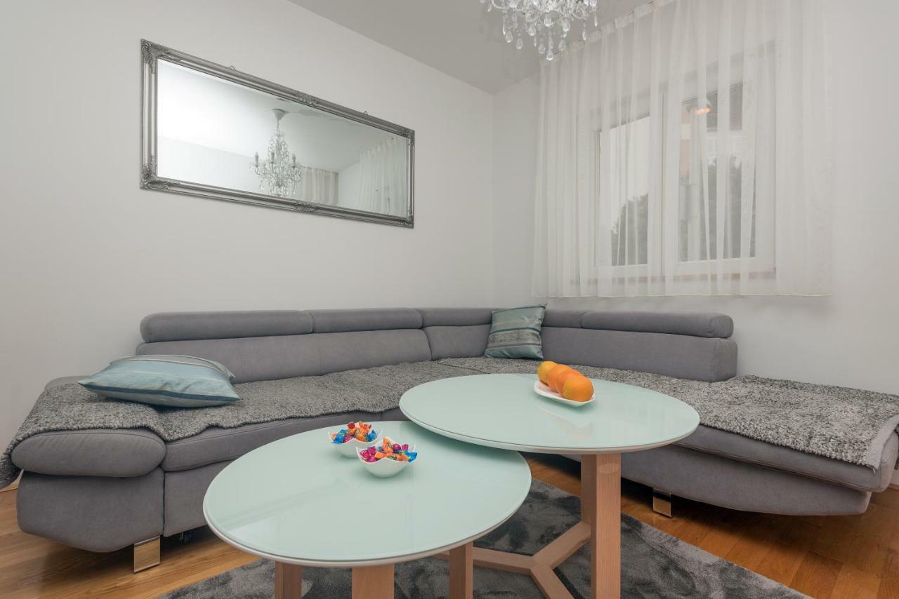 Apartman Ramljak 马卡尔斯卡 外观 照片