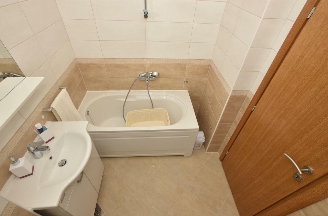 Apartman Ramljak 马卡尔斯卡 外观 照片