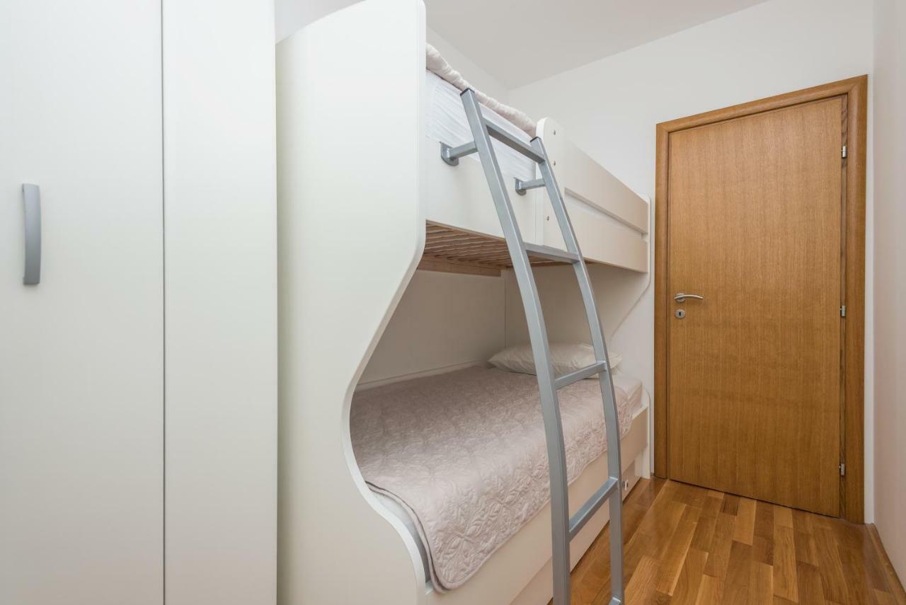 Apartman Ramljak 马卡尔斯卡 外观 照片