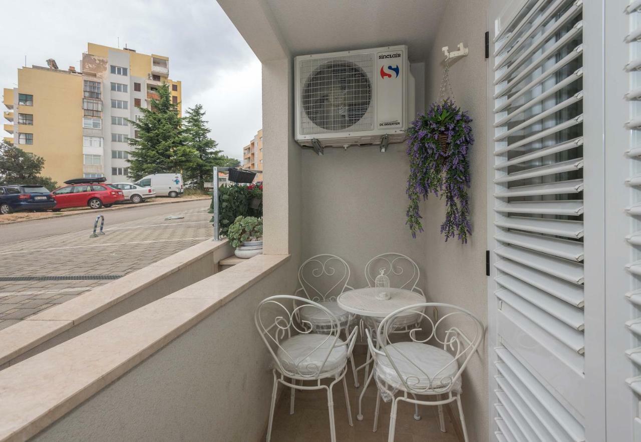 Apartman Ramljak 马卡尔斯卡 外观 照片